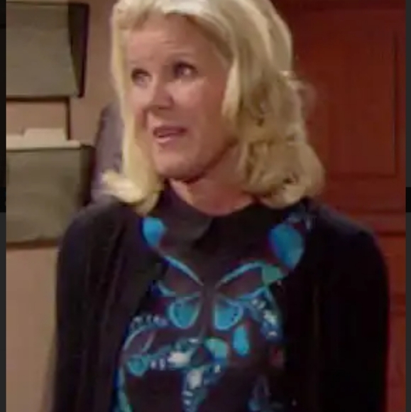 Ted Baker Nealie Scattered Butterfly Collar Top - Picture 5 of 7